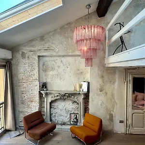  Appartamento Charming And Design Attic Loft In Coolest Area Navigli Ticinese Italia